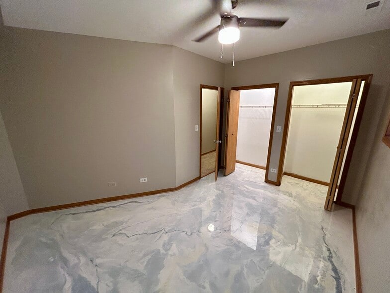 More Photos Of 5644 S Prairie Ave, Chicago Apartments For Sale