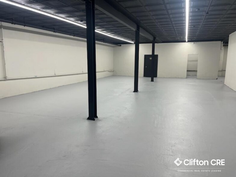 More Photos Of 187 W Shore Ave, Bogota Warehouse For Lease