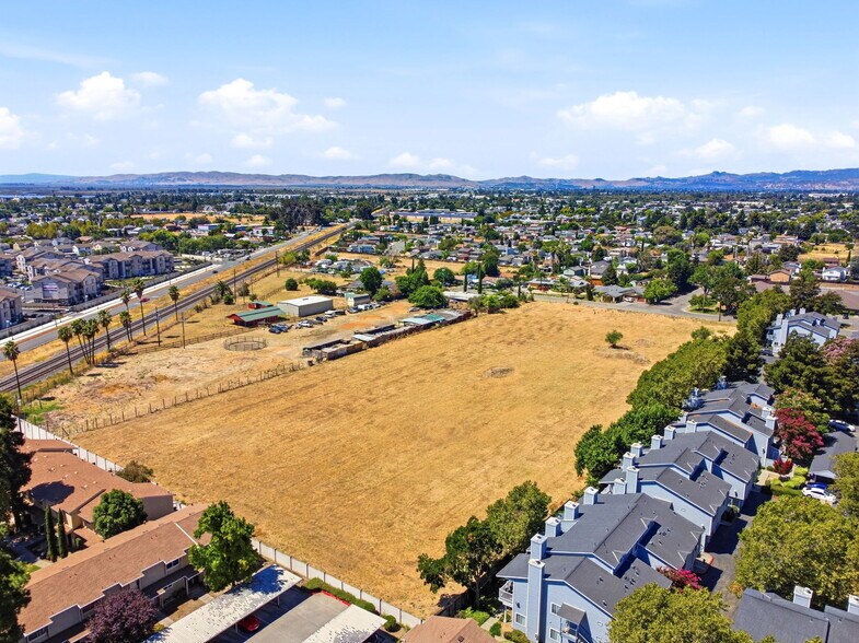 More Photos Of 1798 Blossom Ave, Fairfield Land For Sale