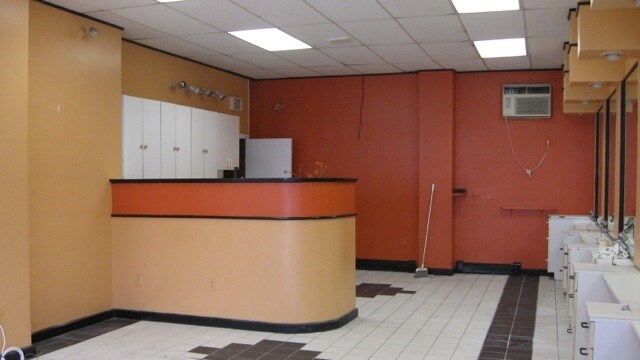 More Photos Of 1130-1132 Cambridge St, Cambridge Storefront For Lease