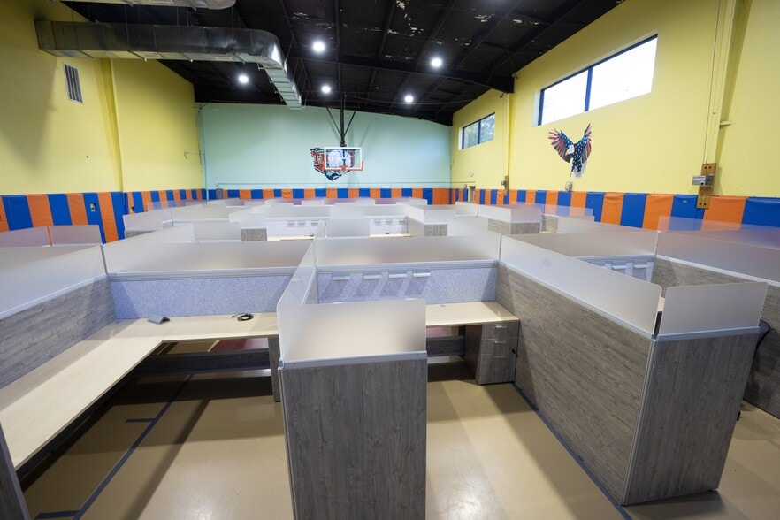 More Photos Of 5435 S Braeswood Blvd, Houston Specialty For Sale