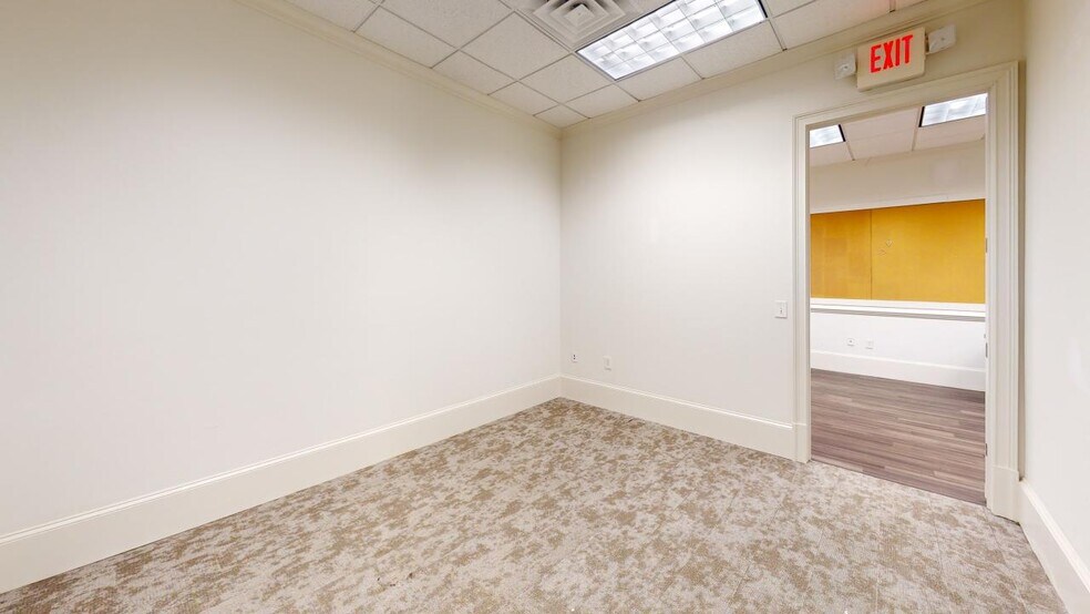 More Photos Of 430 Winkler Dr, Alpharetta Light Manufacturing For Sale