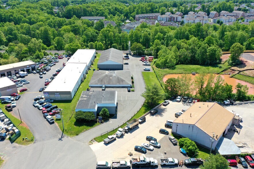 More Photos Of 9208 Venture Ct, Manassas Park Warehouse For Lease