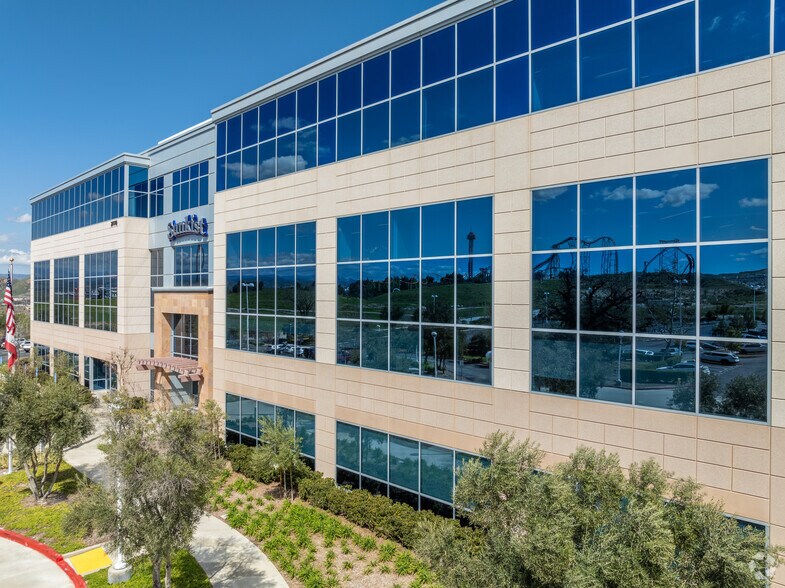 More Photos Of 27770 N Entertainment Dr, Santa Clarita Office For Lease