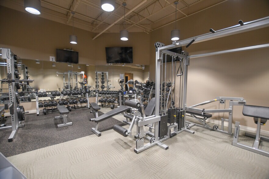 More Photos Of 4905 Research Dr, Huntsville Office For Lease