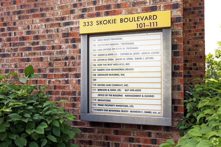 More Photos Of 333 Skokie Blvd, Northbrook Medical For Lease