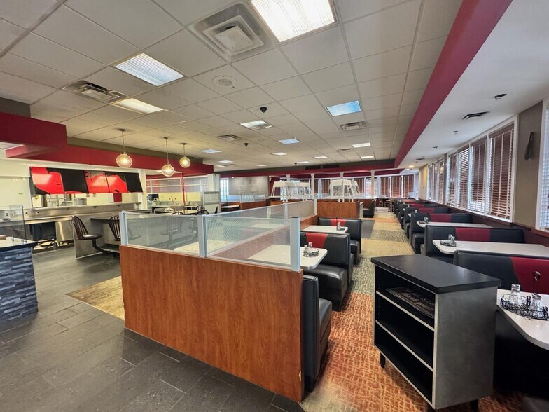 More Photos Of 1181 Stone Dr, Harrison Restaurant For Sale