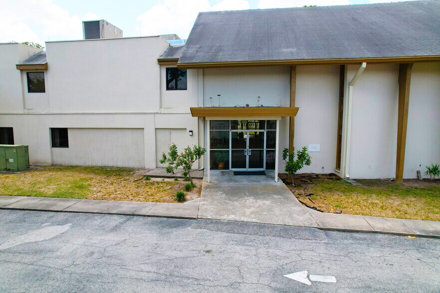 More Photos Of 9025 49th St N, Pinellas Park Religious Facility For Sale