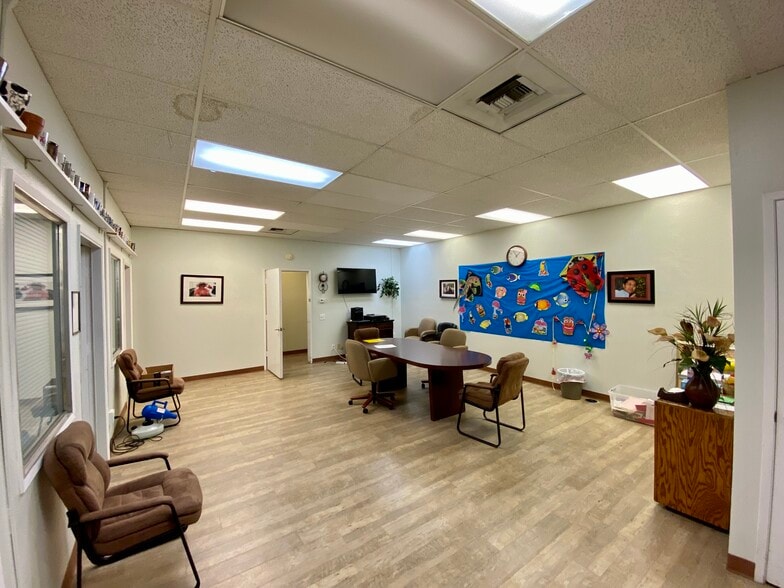 More Photos Of 124-126 N I St, Lompoc Storefront Retail Office For Sale