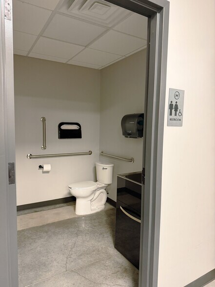 More Photos Of 1713 S Peoria Ave, Tulsa Medical For Lease