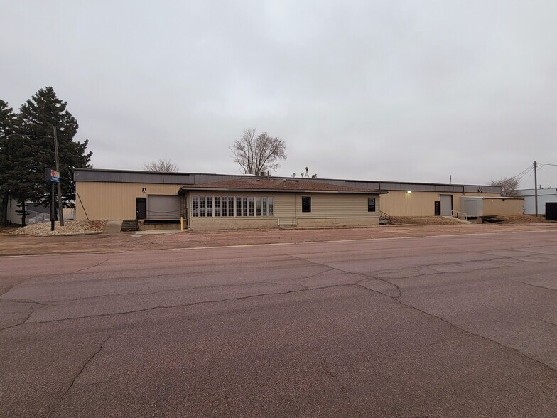 Primary Photo Of 1417 N A Ave, Sioux Falls Warehouse For Lease