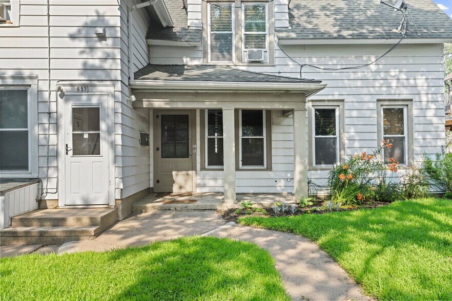 More Photos Of 1704 Jefferson St NE, Minneapolis Apartments For Sale