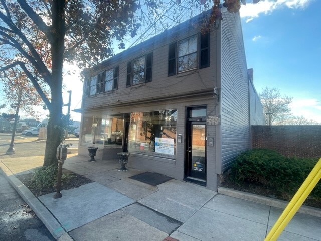 Primary Photo Of 244 E Patrick St, Frederick Storefront For Lease