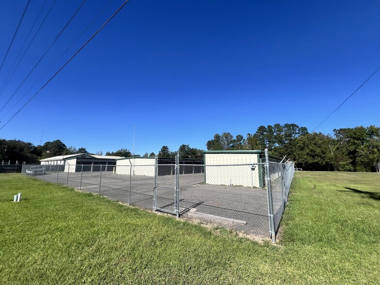 More Photos Of 408 Keith st, Kennard Specialty For Sale