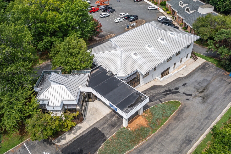 More Photos Of 7327 Timberlake Rd, Lynchburg Medical For Sale