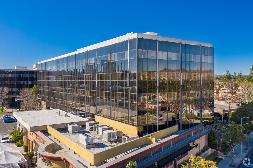 More Photos Of 6355 Topanga Canyon Blvd, Woodland Hills Office For Lease