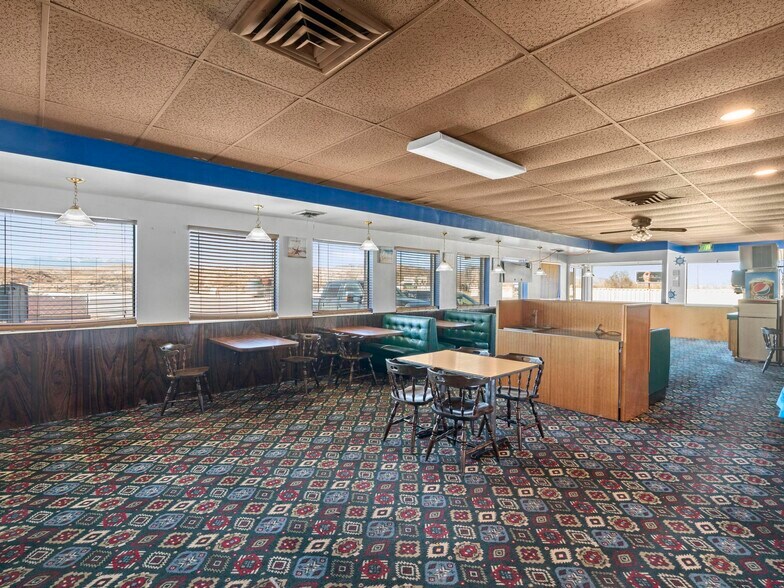More Photos Of 1225 S State St, Salina Hotel For Sale