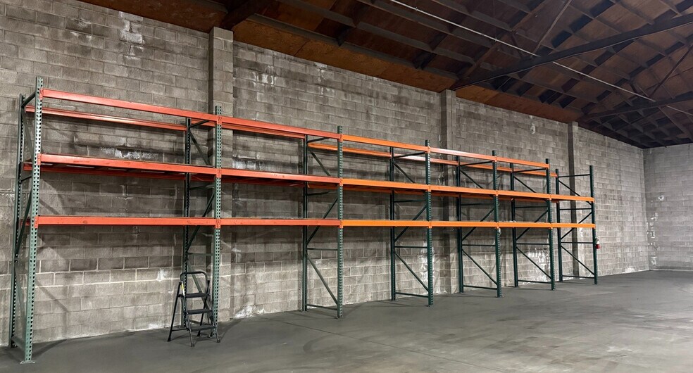 More Photos Of 1945 W Yale Ave, Fresno Warehouse For Sale