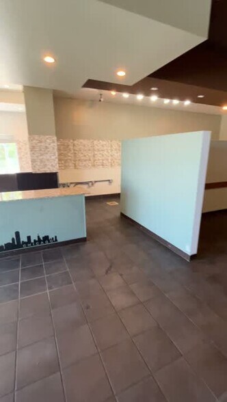 More Photos Of 7827 Town Square Ave, Dardenne General Retail For Sale