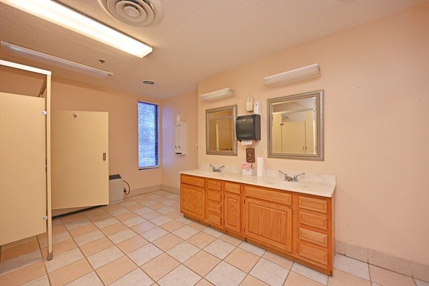 More Photos Of 5990 Michael Rd, Middletown Religious Facility For Sale