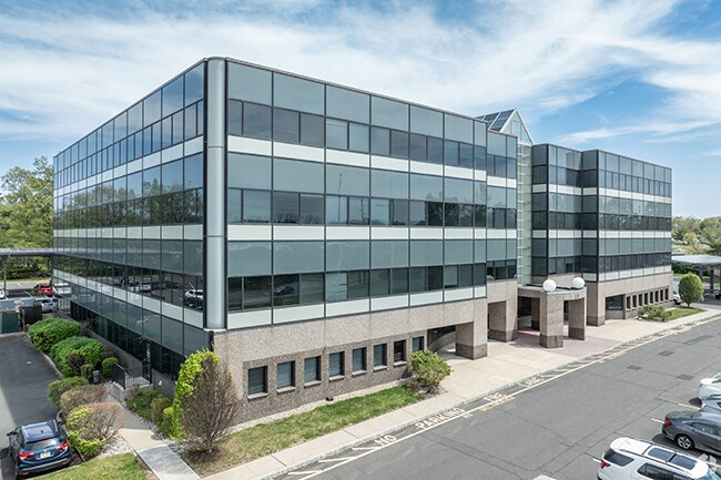 More Photos Of 80 Cottontail Ln, Somerset Office For Lease