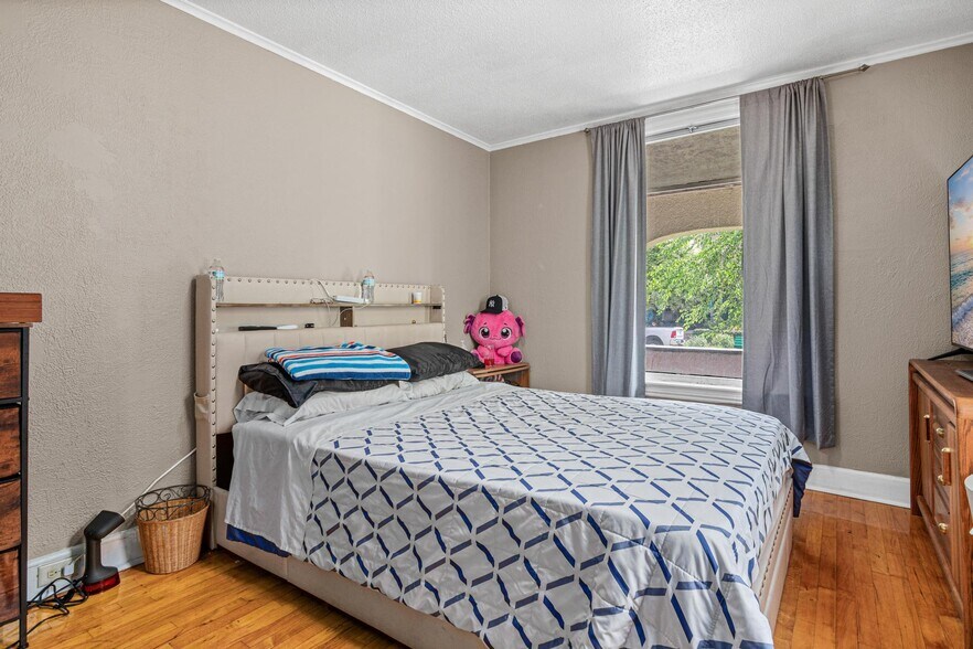 More Photos Of 2526 Jackson St NE, Minneapolis Apartments For Sale