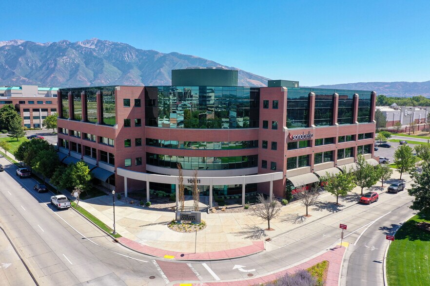 More Photos Of 10011 S Centennial Pky, Sandy Medical For Lease
