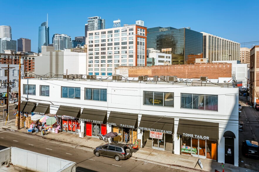 More Photos Of 1048-1050 S Los Angeles St, Los Angeles Storefront Retail Office For Sale