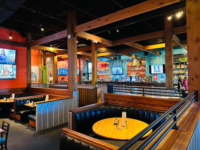 More Photos Of 102 Southern Center Way, Easley Restaurant For Lease