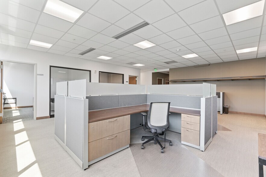 More Photos Of 1403-1405 W 2200 S, Salt Lake City Office For Lease