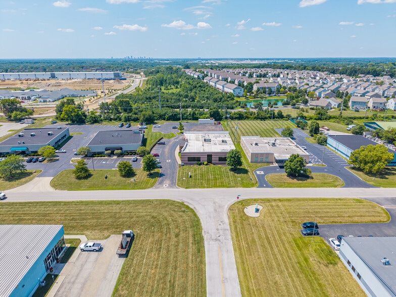 More Photos Of 275 Outerbelt St, Columbus Office For Sale