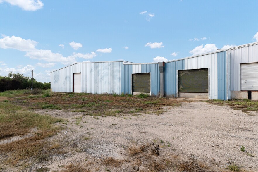More Photos Of 14392 W Expressway 83, Harlingen Industrial For Sale