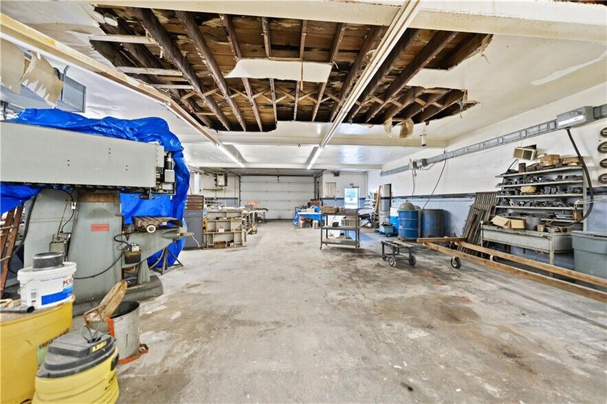 More Photos Of 600 Scene Ridge Rd, Mckeesport Light Manufacturing For Sale