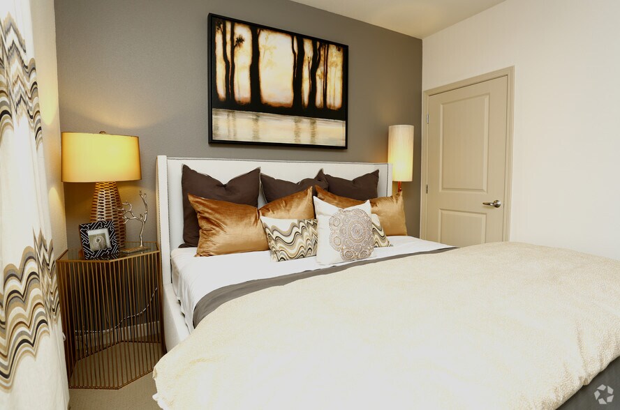 More Photos Of 1155 4th St, San Francisco Apartments For Lease