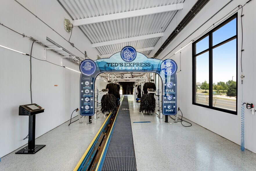 More Photos Of 2501 46th Ave, Greeley Carwash For Sale