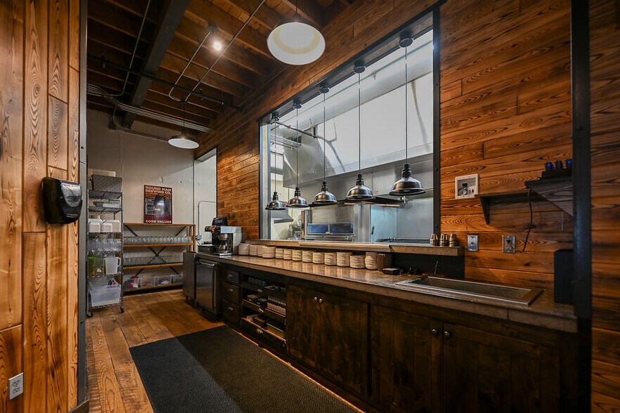 More Photos Of 234 Walnut St, Spooner Restaurant For Sale