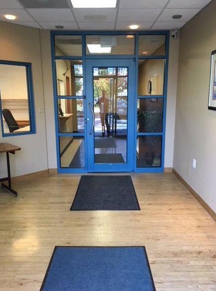 More Photos Of 4857 Dolton Dr, Virginia Beach Light Distribution For Lease