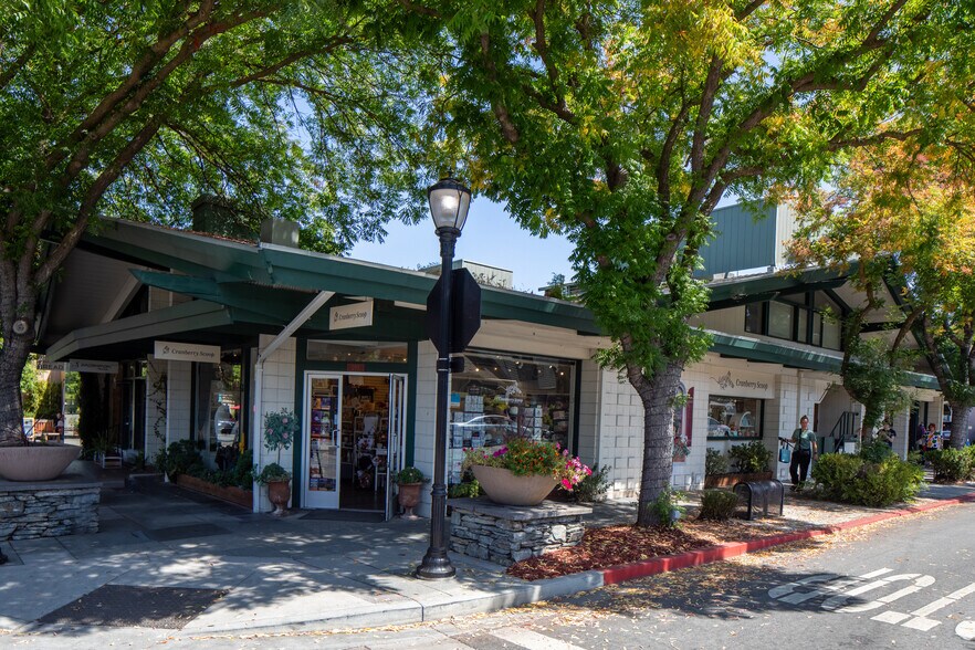 More Photos Of 293-295 State St, Los Altos Storefront For Lease