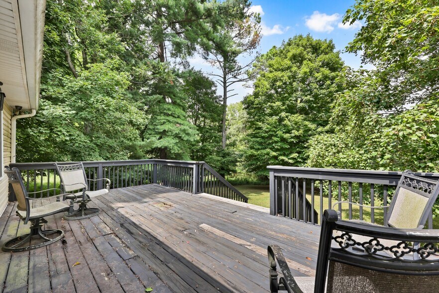 More Photos Of 451 Rossview Rd, Clarksville Office For Sale