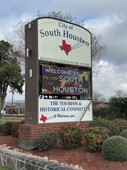 More Photos Of 0 Nebraska Street, South Houston Land For Sale