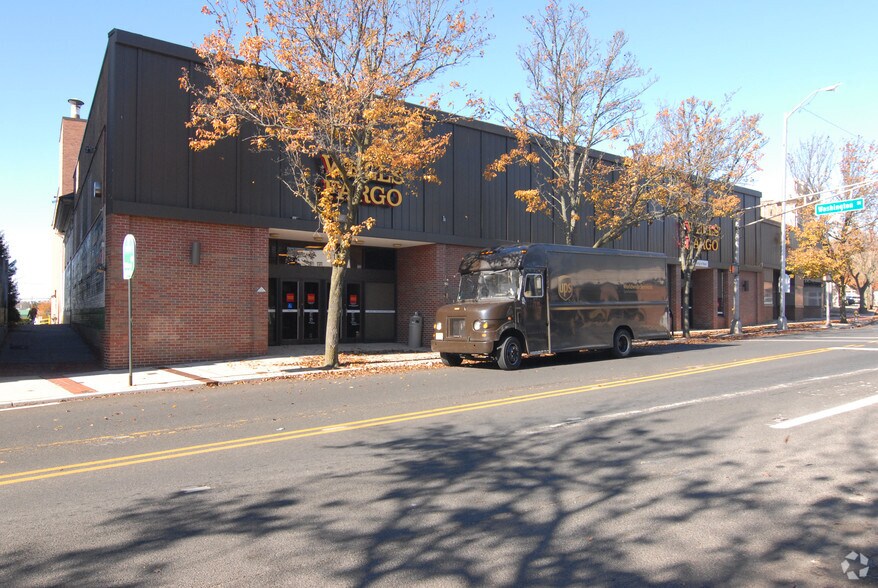 Primary Photo Of 40 Main St, Toms River Freestanding For Lease