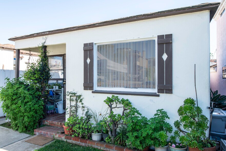 More Photos Of 721 Law St, San Diego Multifamily For Sale