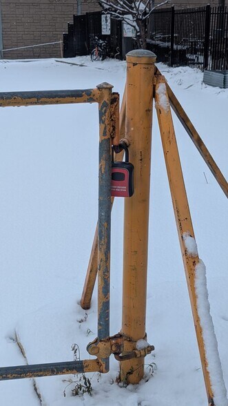 More Photos Of 109 Lotherton Ptway, Toronto Storefront Retail Residential For Lease