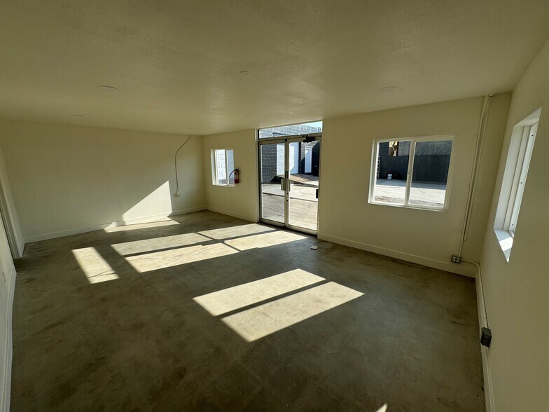 More Photos Of 118 Nevada St, El Segundo Service For Lease
