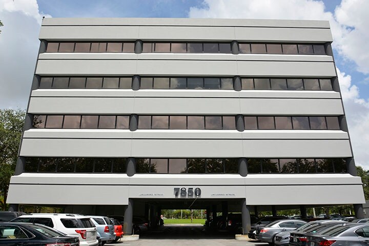 More Photos Of 7850 NW 146th St, Miami Lakes Office For Lease