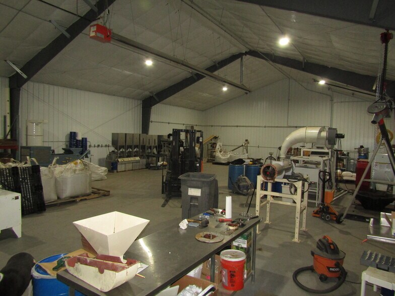 More Photos Of 505 Grand Ave, Del Norte Industrial For Sale
