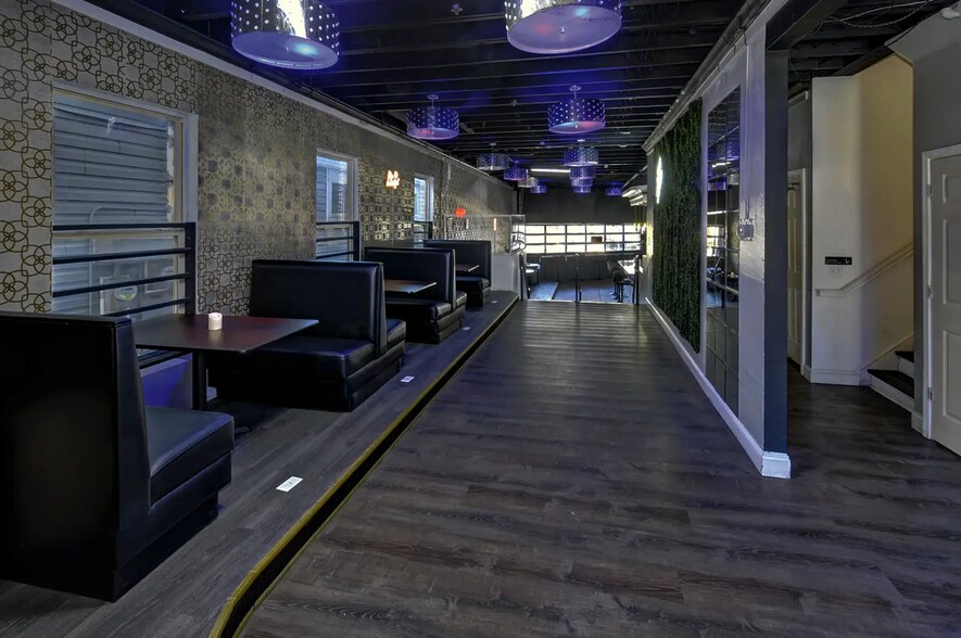 More Photos Of 1578 Bardstown Rd, Louisville Restaurant For Sale