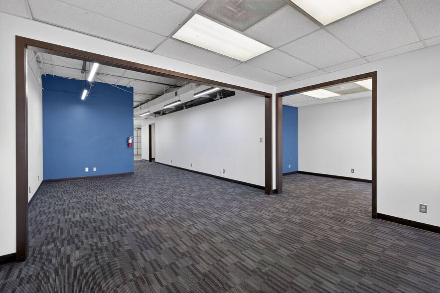 More Photos Of 12860 W Cedar Dr, Lakewood Light Manufacturing For Lease