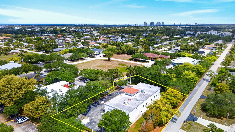 More Photos Of 3820 Via Del Rey, Bonita Springs Medical For Sale