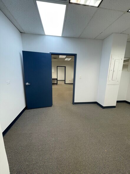 More Photos Of 91 Lake Ave, Tuckahoe Office For Sale